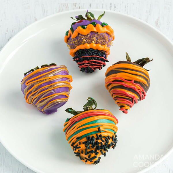 Halloween Chocolate Covered Strawberries Halloween Chocolate Covered Strawberries