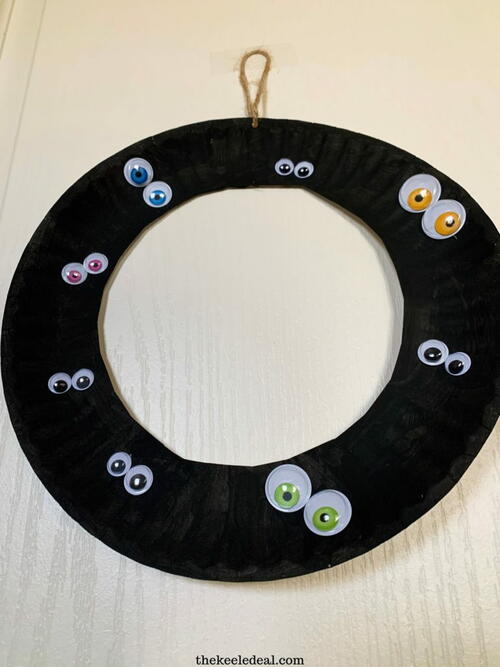 Halloween Paper Plate Wreath Halloween Paper Plate Wreath