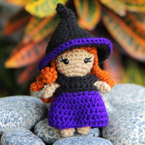Mini Crochet Witch - Zeena Mini Crochet Witch - Zeena