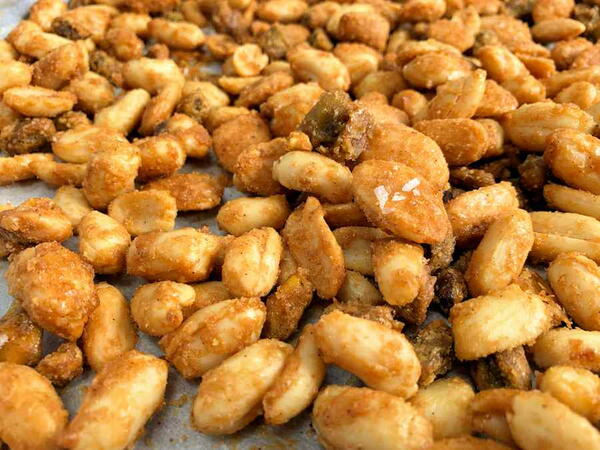 Maple And Spice Roasted Nuts Maple And Spice Roasted Nuts