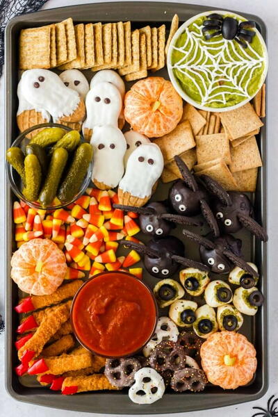 Halloween Charcuterie Board | FaveSouthernRecipes.com