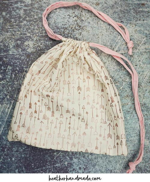 Fun Drawstring Bag How-To Fun Drawstring Bag How-To