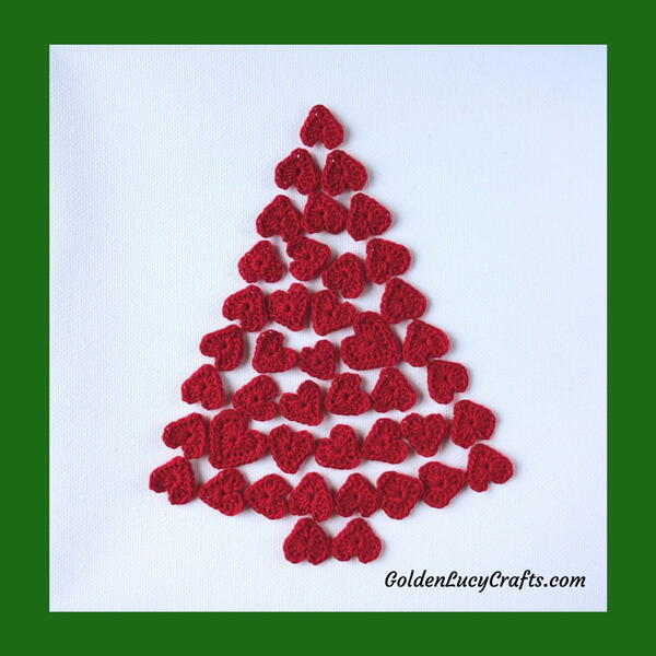 A Lovely Christmas Tree Of Hearts A Lovely Christmas Tree Of Hearts