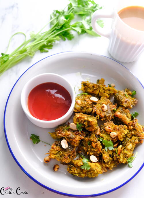 Crispy Kothambir Vadi Crispy Kothambir Vadi
