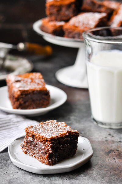 Easy Fudgy Brownies Easy Fudgy Brownies
