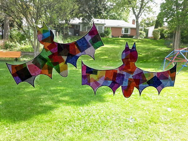 Bat Tissue Paper Suncatcher Halloween Craft Bat Tissue Paper Suncatcher Halloween Craft