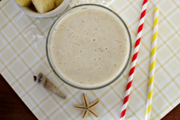 Pineapple Coconut Banana Tropical Protein Smoothie Pineapple Coconut Banana Tropical Protein Smoothie