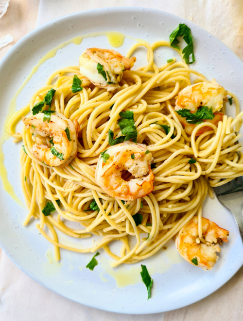 Easy Garlic Prawn Pasta Easy Garlic Prawn Pasta