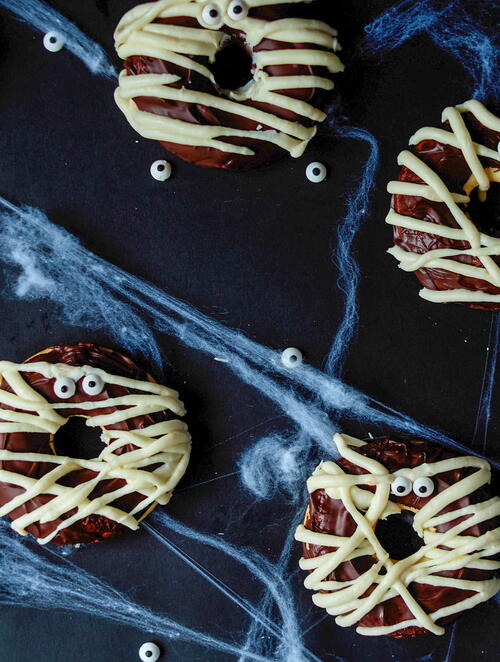 Baked Mummy Halloween Donuts Baked Mummy Halloween Donuts