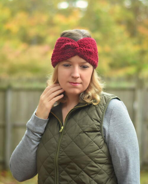 Classic Crochet Twisted Earwarmer Classic Crochet Twisted Earwarmer