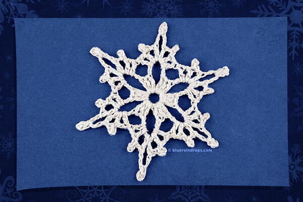 Tiny Snowflake Crochet Pattern Tiny Snowflake Crochet Pattern