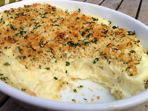 Creamy Garlic Mashed Potato Casserole Creamy Garlic Mashed Potato Casserole