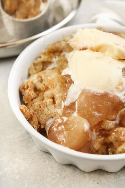 Lazy Day Cake Mix Apple Cobbler