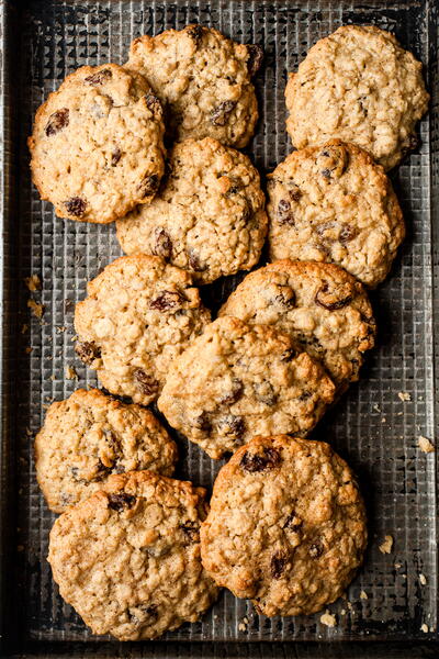 Oatmeal Raisin Cookies