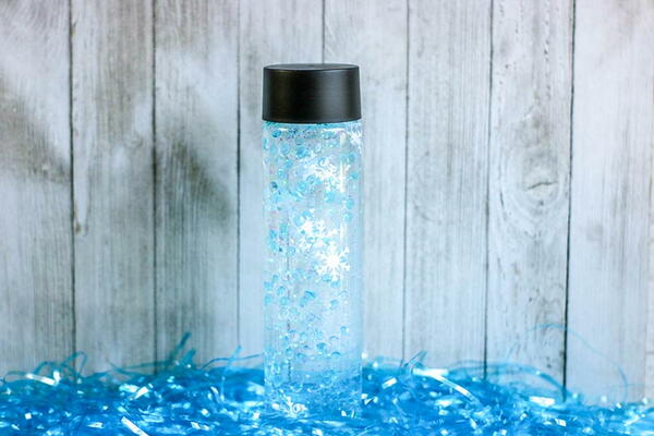 Frozen Snowflake Sensory Bottle Frozen Snowflake Sensory Bottle