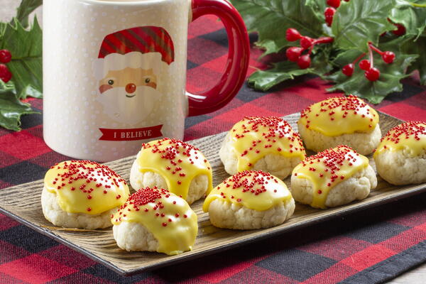 Mrs Claus Lemon Cookies