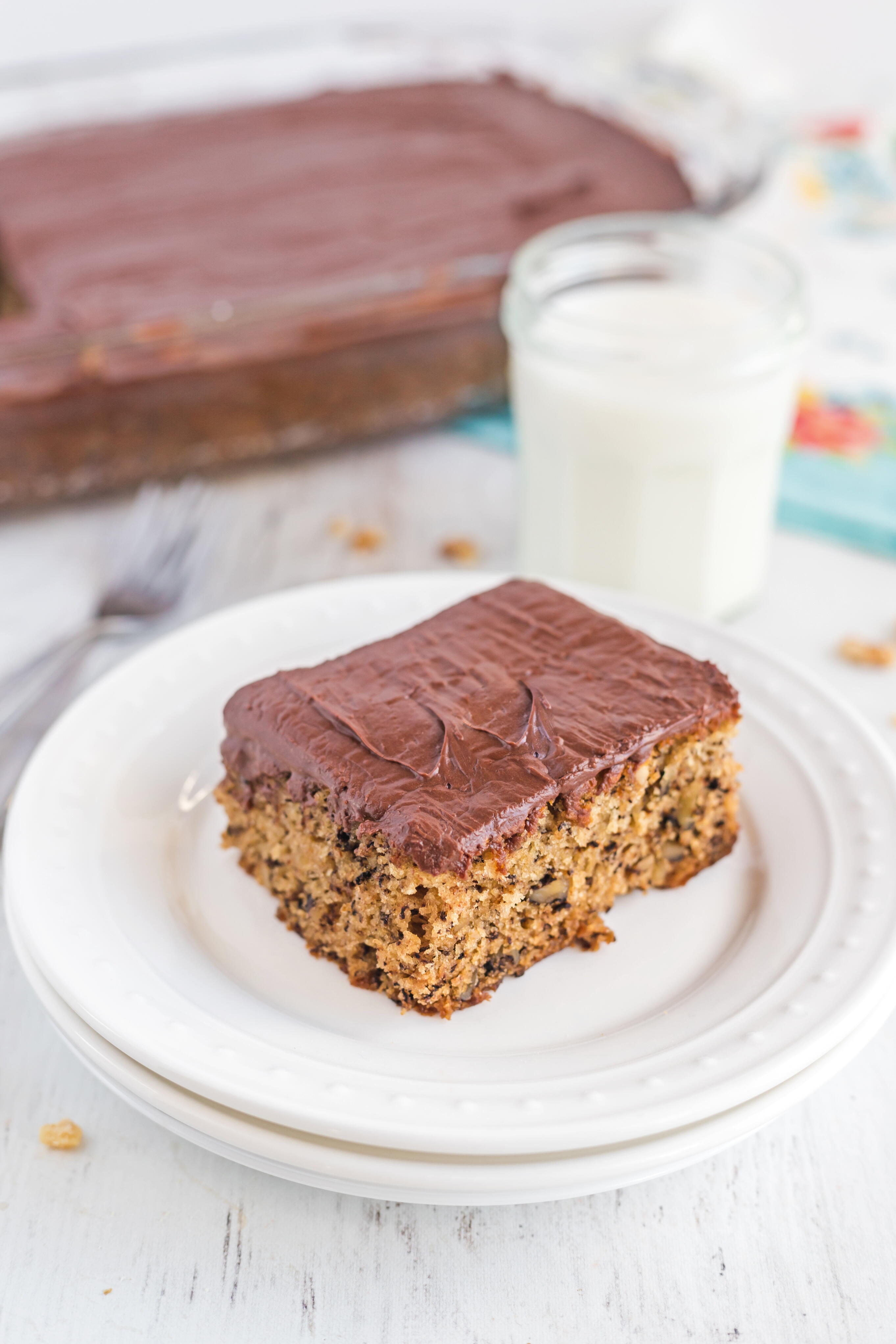 Banana Cake With Chocolate Frosting