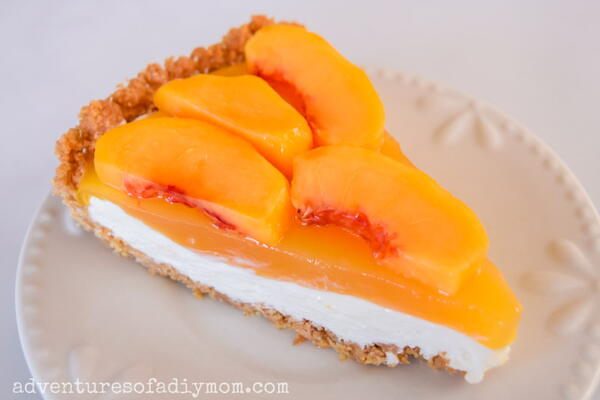 Peaches And Cream Pie With Graham Cracker Crust Peaches And Cream Pie With Graham Cracker Crust