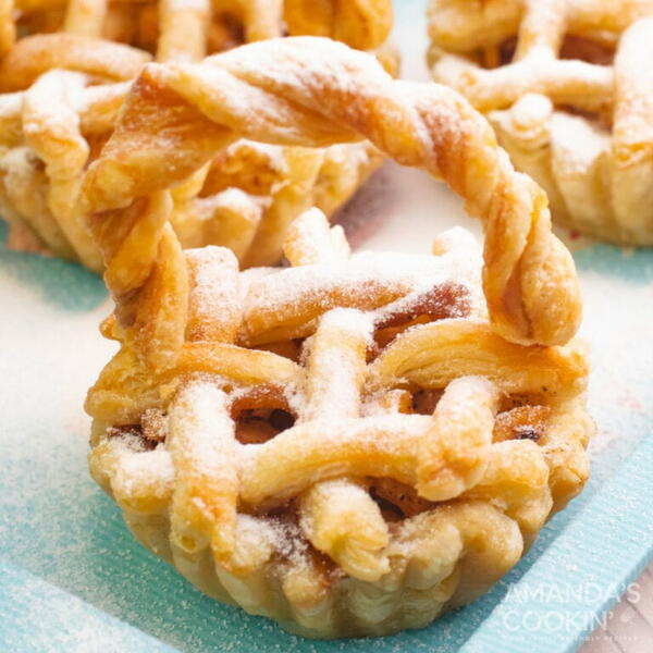 Mini Apple Pies Mini Apple Pies