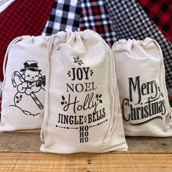 Vintage Christmas Cotton Canvas Drawstring Bags Set Giveaway