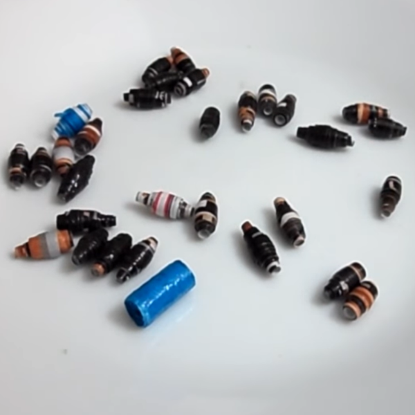 How to Make Paper Beads Video Tutorial How to Make Paper Beads Video Tutorial