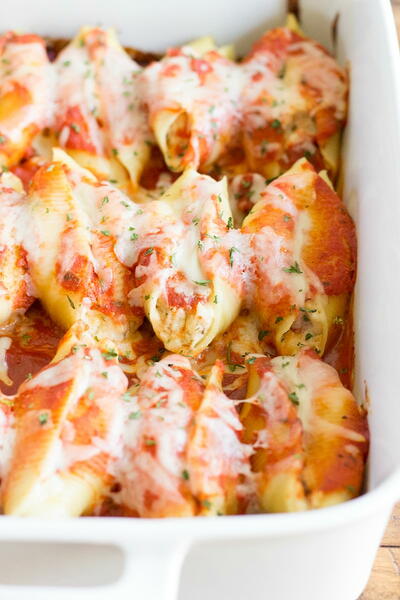 Amazing Cheesy Chicken Stuffed Shells Recipe Amazing Cheesy Chicken Stuffed Shells Recipe