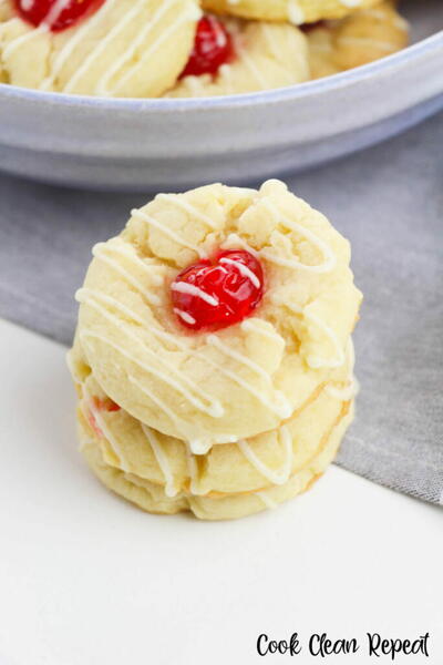 Easy Eggnog Cookies Easy Eggnog Cookies