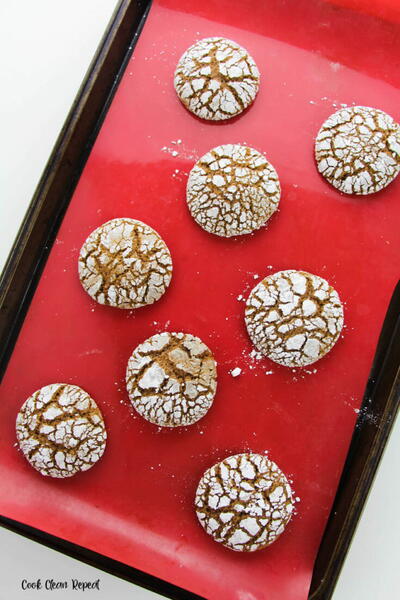 Gingerbread Crinkle Cookies Gingerbread Crinkle Cookies