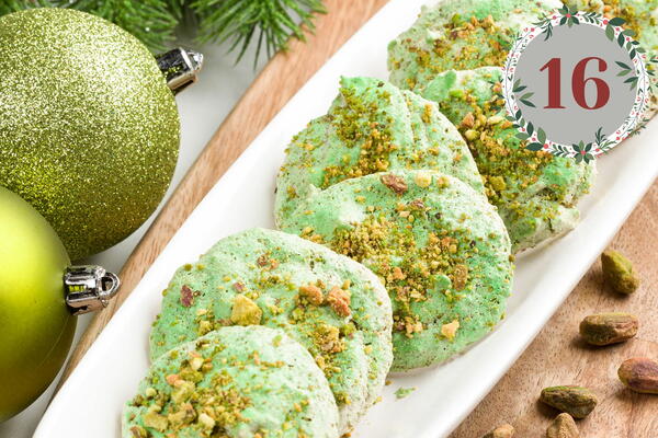 Pistachio Holiday Cookies Pistachio Holiday Cookies