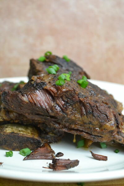 Slow Cooker Sweet And Spicy Short Ribs
