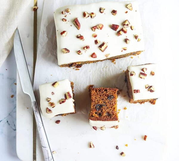 Pumpkin Cranberry Cake With Cream Cheese Frosting Pumpkin Cranberry Cake With Cream Cheese Frosting