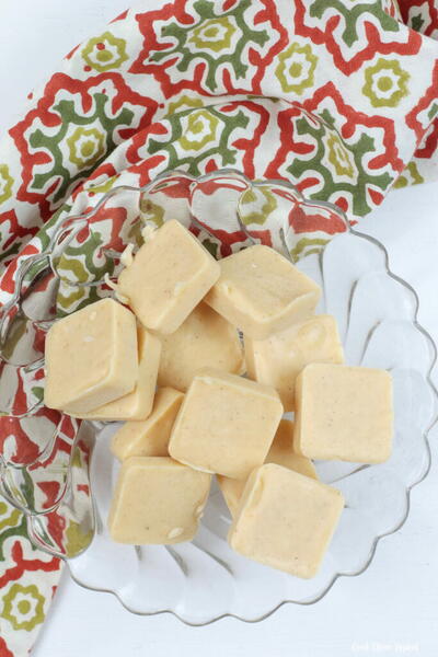 Easy Pumpkin Fudge Easy Pumpkin Fudge