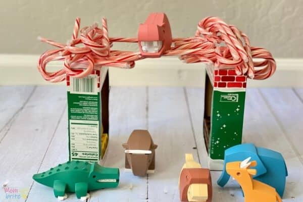 Candy Cane Bridge Stem Challenge Candy Cane Bridge Stem Challenge