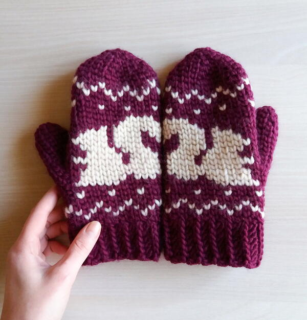 Squirrel Mittens Squirrel Mittens