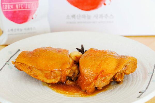 One Pan Braised Chicken Thighs In Apple Juice One Pan Braised Chicken Thighs In Apple Juice