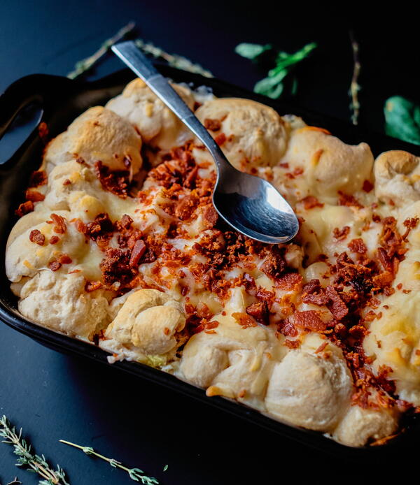 Warm Bacon Chicken Spinach Dip Bread Ring Warm Bacon Chicken Spinach Dip Bread Ring