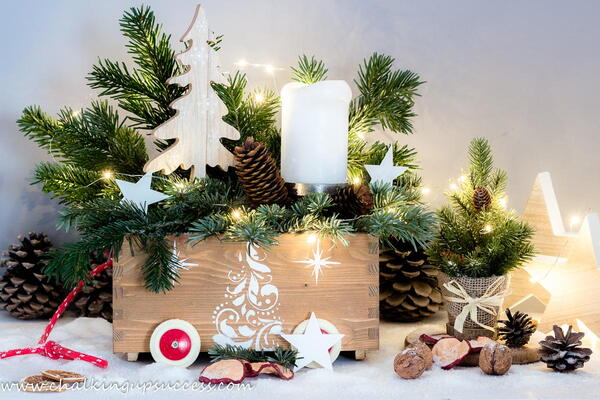 How To Decorate A Christmas Crate How To Decorate A Christmas Crate