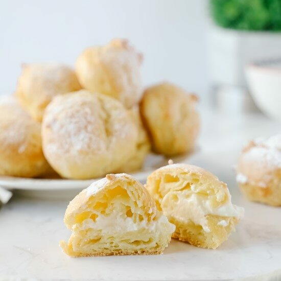 Delicious And Easy Mini Cream Puffs Delicious And Easy Mini Cream Puffs