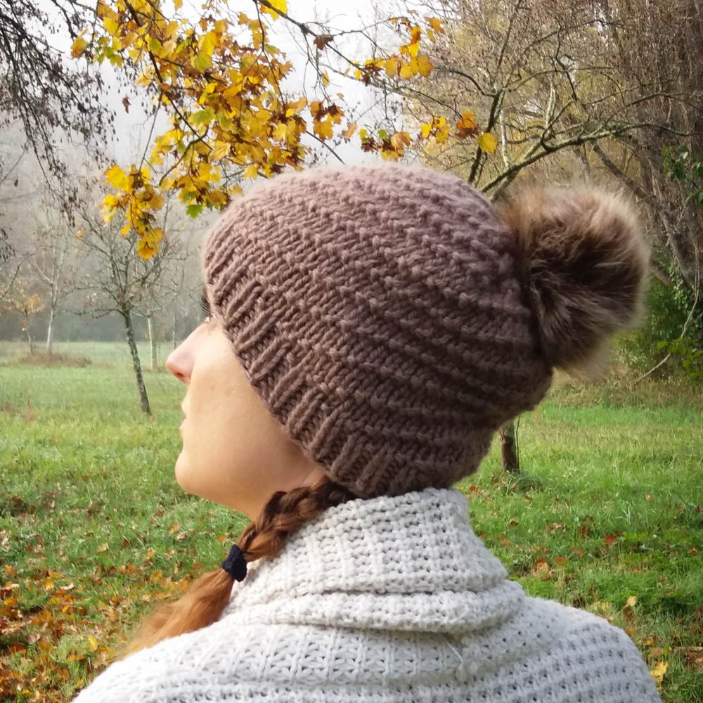 twister-knit-hat-allfreeknitting