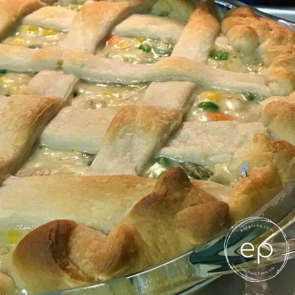 Amazing Chicken Pot Pie With Crescent Roll Crust Amazing Chicken Pot Pie With Crescent Roll Crust