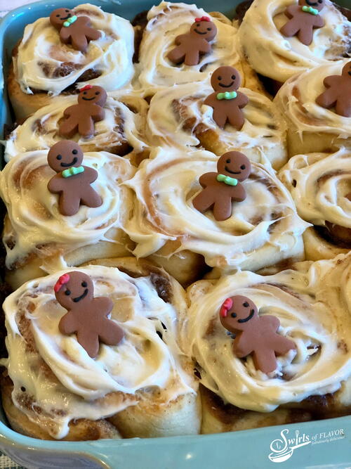 Gingerbread Cinnamon Rolls Gingerbread Cinnamon Rolls