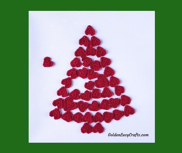 A Lovely Christmas Tree Of Hearts A Lovely Christmas Tree Of Hearts