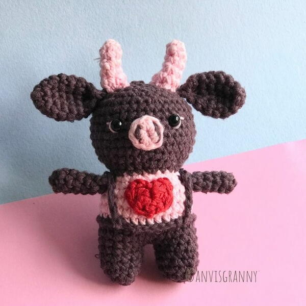 Valentine Ox Amigurumi Valentine Ox Amigurumi