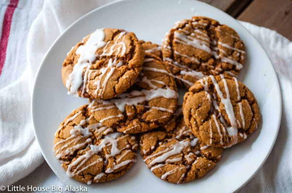 Spicy Hot Gingersnaps Spicy Hot Gingersnaps