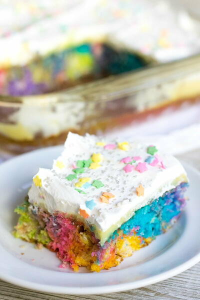 Unicorn Poke Cake Unicorn Poke Cake