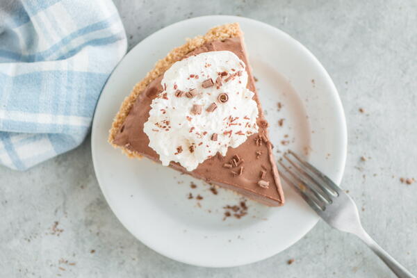 Chocolate Bavarian Pie Chocolate Bavarian Pie