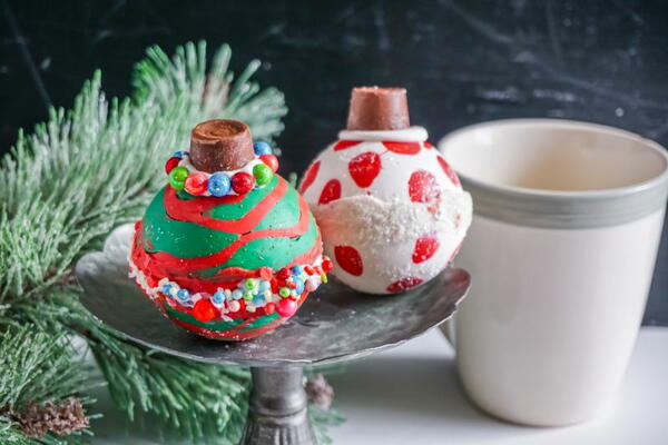 Christmas Ornament Hot Cocoa Bombs Christmas Ornament Hot Cocoa Bombs