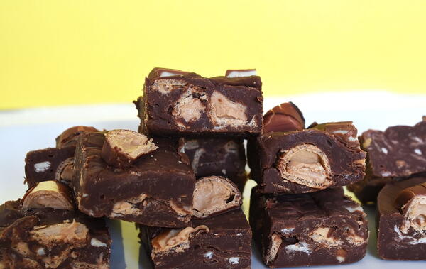 Kinder Bueno Fudge Kinder Bueno Fudge