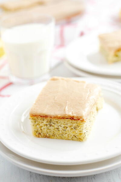 Banana Cake With Browned Butter Glaze Banana Cake With Browned Butter Glaze