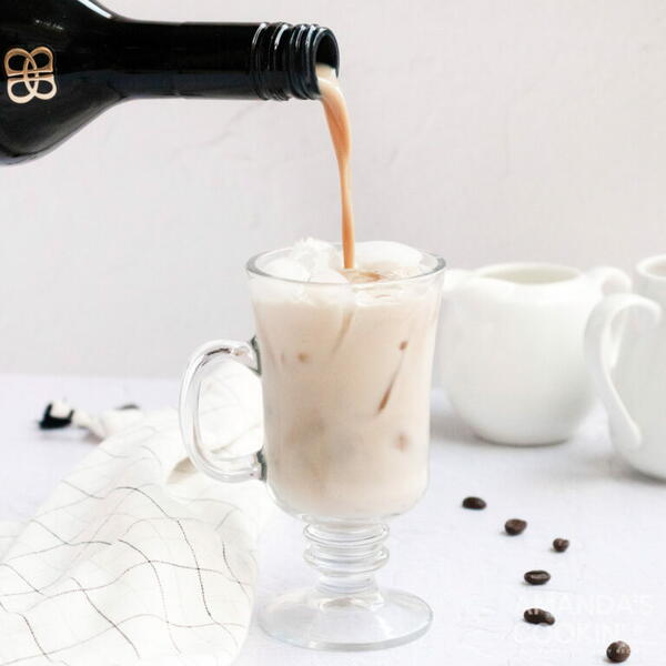 Baileys White Russian Bailey's White Russian
